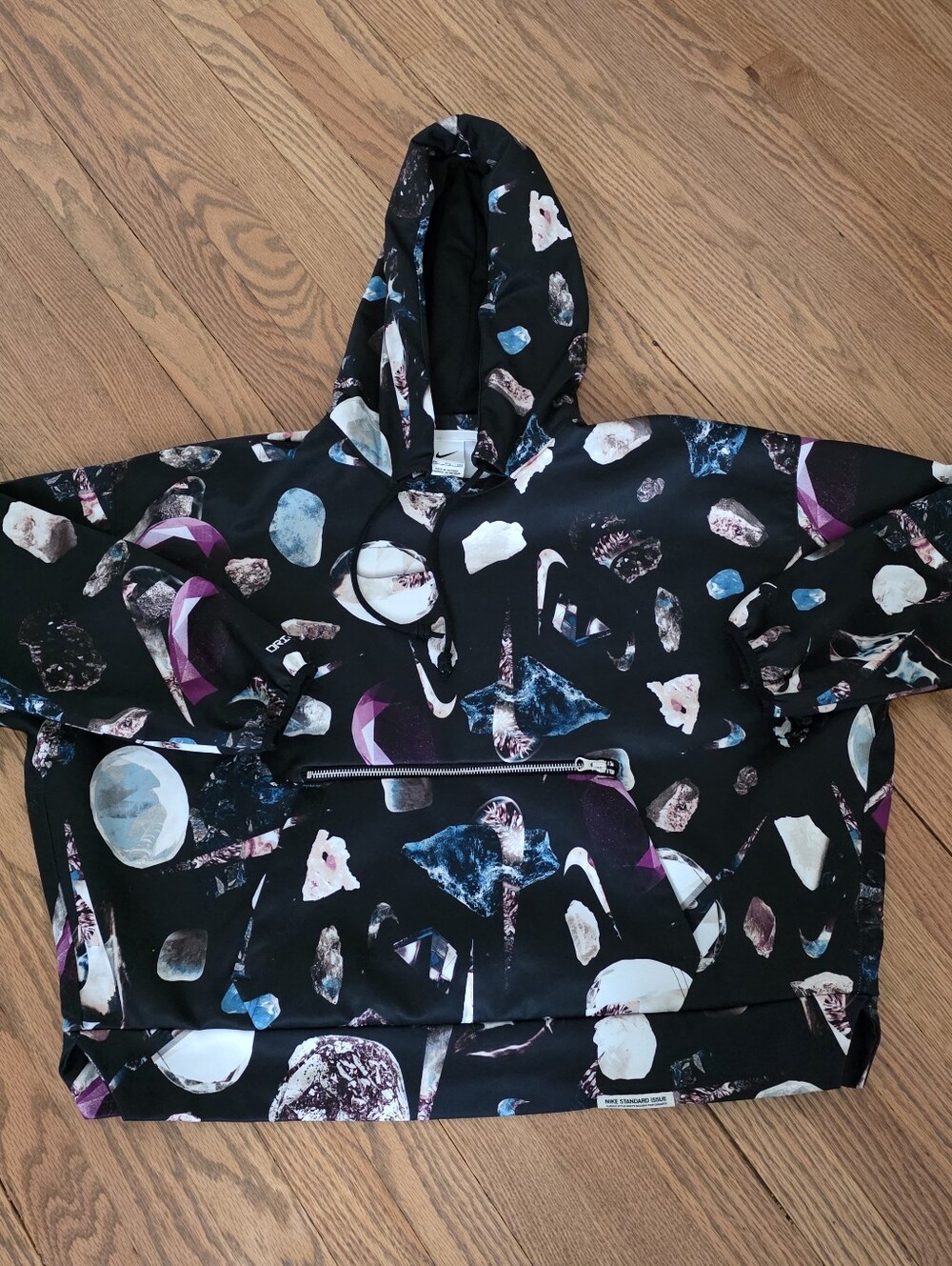 The Nike Dri-FIT Standard Issue Women's Pullover Basketball Hoodie - 2XL